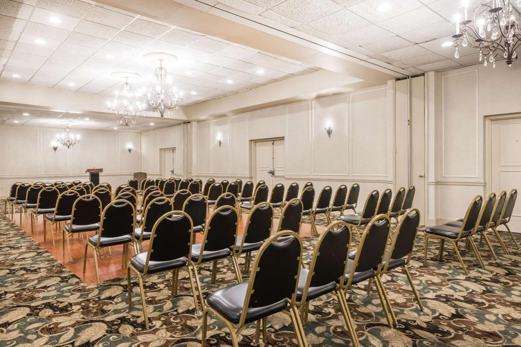 Clarion Hotel BWI Airport Arundel Mills Гановер Экстерьер фото